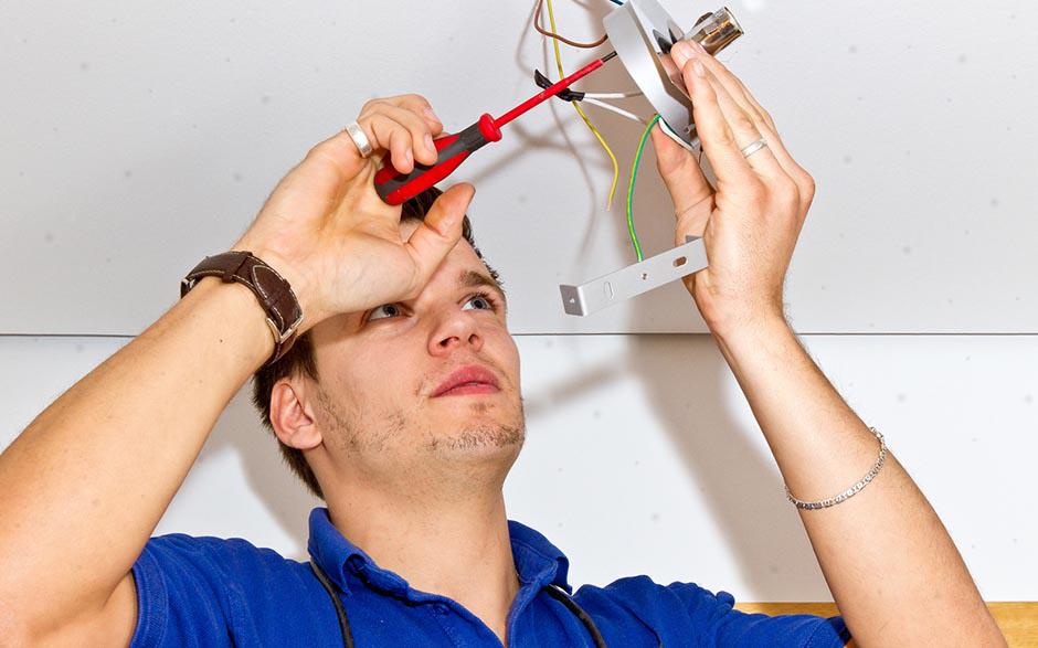 recherche travail électricien bâtiment Sarcelles