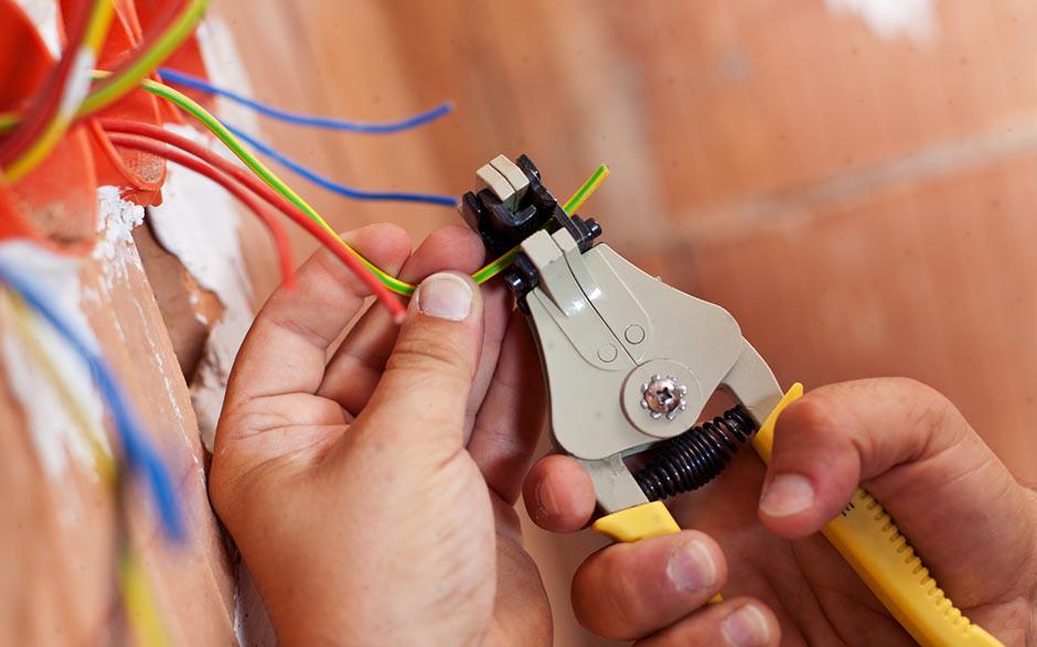 activité électricien Suresnes