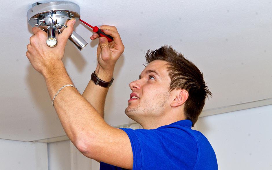 recherche travail électricien bâtiment Sarcelles
